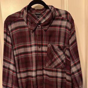 Torrid Lizzie Softest Flannel Shirt Burgundy Plaid Size 4